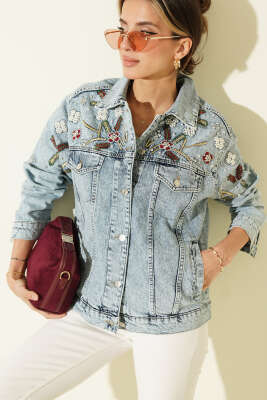 Önü Nakışlı İncili Kot Kısa Ceket Kar Yıkama - Kadın Giyim Modelleri