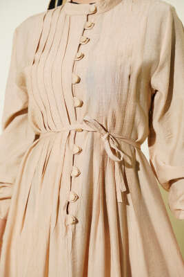 Önü Nervürlü Brit Düğmeli Elbise Bej - Elbise