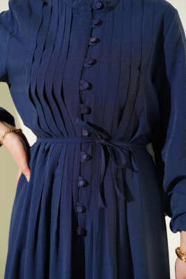 Önü Nervürlü Brit Düğmeli Elbise Lacivert - Elbise
