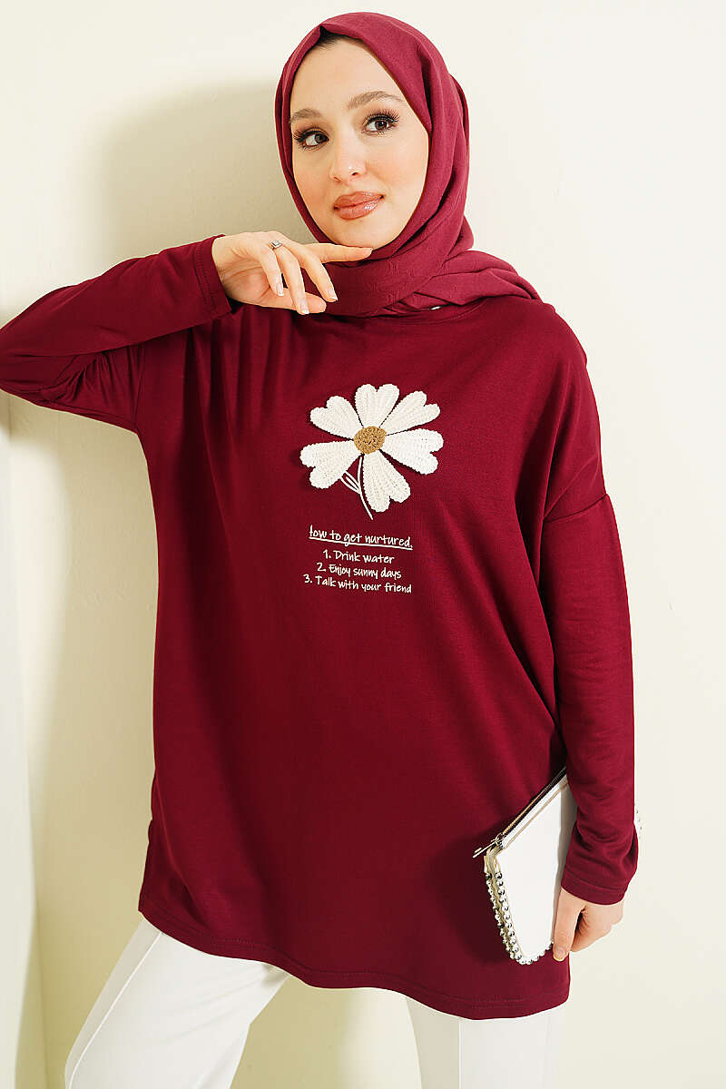 Önü Papatya Armalı Tunik Bordo
