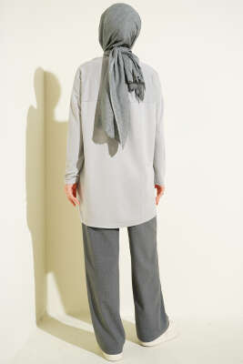 Önü Papatya Armalı Tunik Gri - Tunik