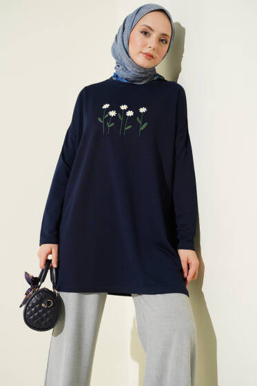 Önü Papatya Nakışlı Tunik Lacivert - Yılın Fırsatı