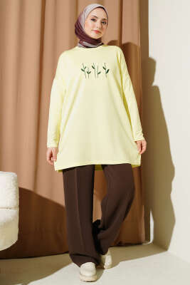 Önü Papatya Nakışlı Tunik Sarı - Tunik