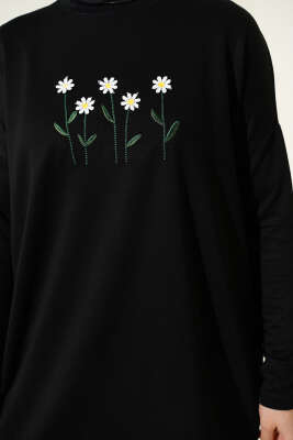 Önü Papatya Nakışlı Tunik Siyah - Tunik