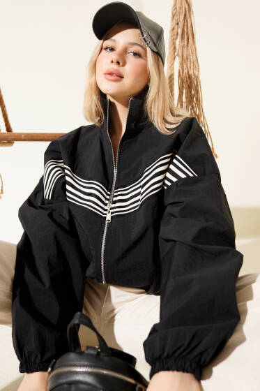 Önü Parça Çizgili Ceket Siyah - Kadın Giyim Modelleri