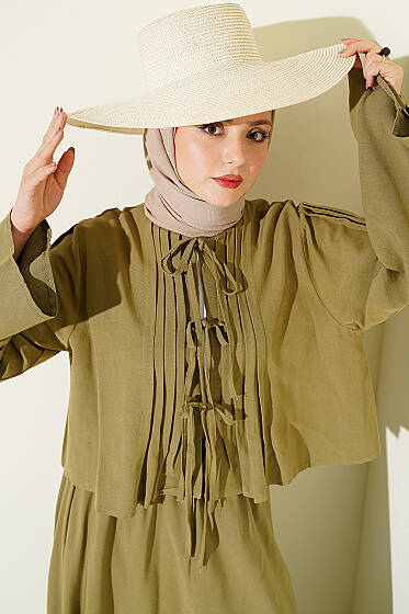 Önü Pileli Bağcıklı Etekli Takım Haki - İkili Takım