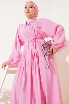 Önü Pileli Brit Düğmeli Elbise Pembe - Tesettür Elbise