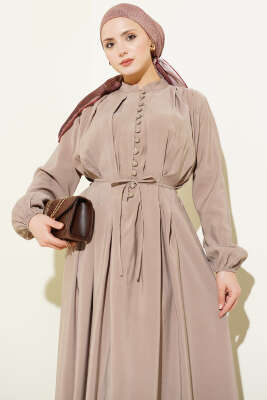 Önü Pileli Düğmeli Modal Elbise Bej - Elbise