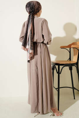 Önü Pileli Düğmeli Modal Elbise Bej - Elbise