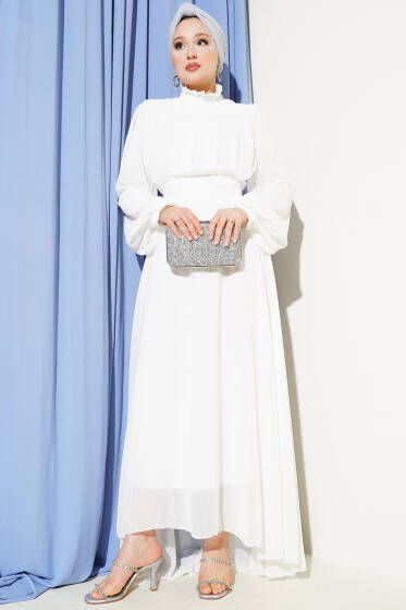 Önü Pileli Kuşaklı Şifon Abiye Elbise Beyaz - Tesettür Elbise