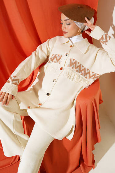 Önü Püskül Detaylı Triko İkili Takım Bej - Triko