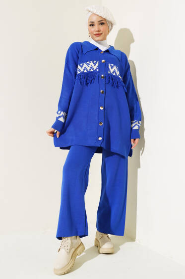 Önü Püskül Detaylı Triko İkili Takım Saks - Triko