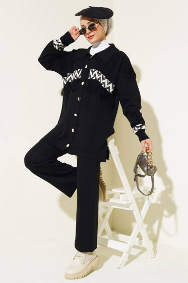 Önü Püskül Detaylı Triko İkili Takım Siyah - Triko