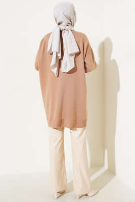 Önü Sakal Detaylı İncili Triko Tunik Bisküvi - Triko Tunik