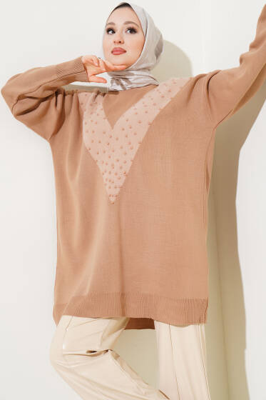 Önü Sakal Detaylı İncili Triko Tunik Bisküvi - Tunik