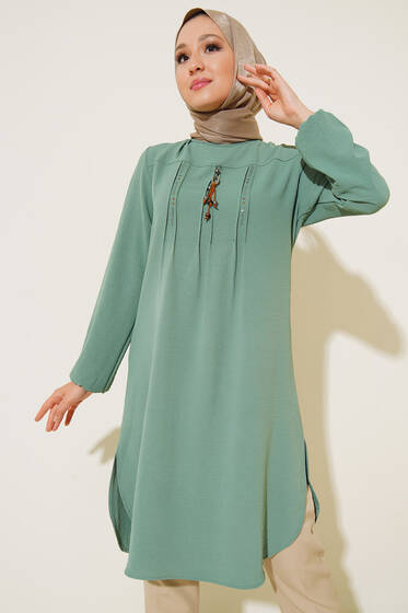 Önü Takı Detaylı Uzun Tunik Çağla Yeşili - Tunik