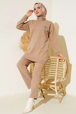Önü Taş Detaylı Krep İkili Takım Bej - İKİLİ TAKIM
