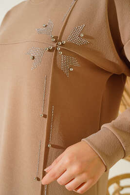 Önü Taş Detaylı Krep İkili Takım Bej - İKİLİ TAKIM