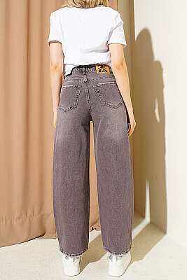 Önü Taş Süslemeli Baggy Kot Pantolon Kahve - Kadın Giyim Modelleri