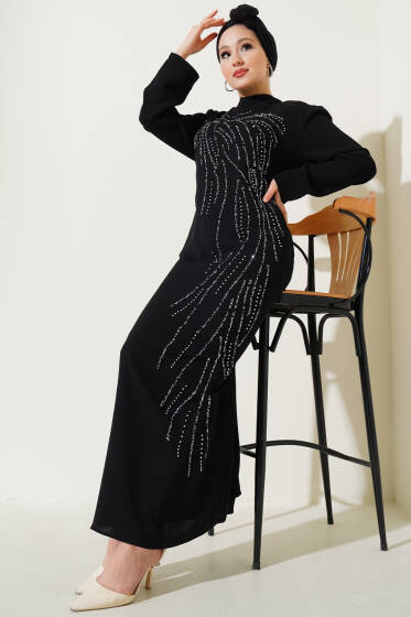 Önü Taş Süslemeli Büyük Beden Elbise Siyah - Tesettür Elbise