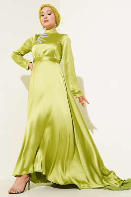 Önü Taş Süslemeli Saten Abiye Elbise Pastel Yeşili - Tesettür Elbise