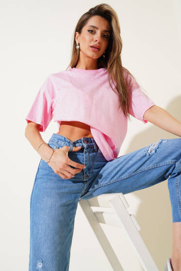Önü Taş Süslemeli T-shirt Pembe - Kadın Giyim Modelleri