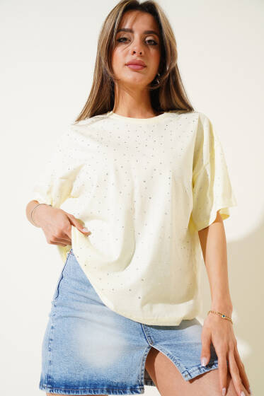 Önü Taş Süslemeli T-shirt Sarı - Kadın Giyim Modelleri