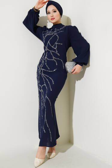 Önü Taşlı Bilek Bağlamalı Büyük Beden Elbise Lacivert - Elbise