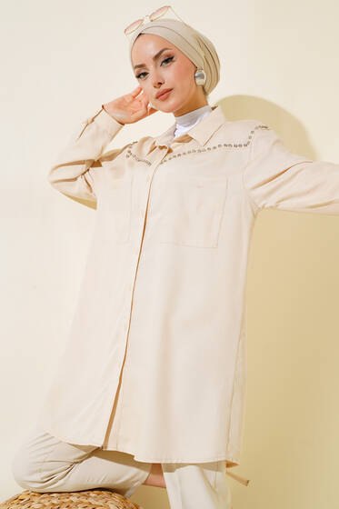 Önü Taşlı Çift Cepli Tunik Bej - Tunik