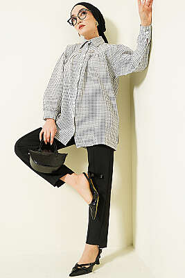 Önü Taşlı Çizgili Salaş Gömlek Siyah - Gömlek