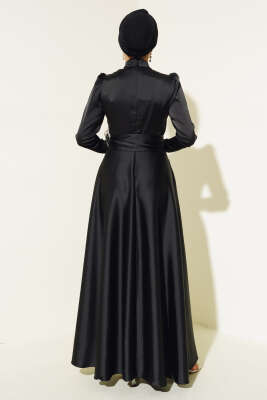 Önü Taşlı Kuşaklı Saten Abiye Elbise Siyah - Tesettür Elbise