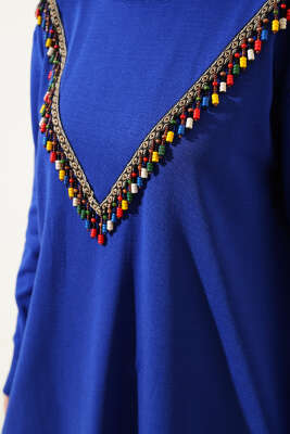 Önü V Boncuklu Triko Tunik Saks - Triko Tunik