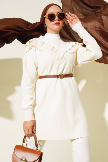 Önü V Dantelli Triko Tunik Bej - Tunik