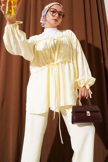 Önü Ve Kolu Bağcıklı İkili Takım Sarı - İkili Takım