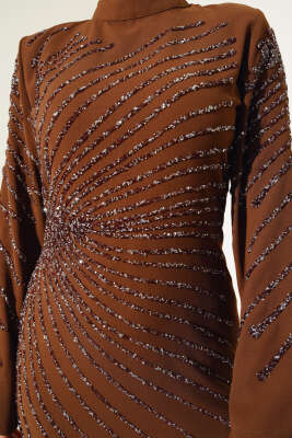 Önü ve Kolu Taş Süslemeli Elbise Taba - Tesettür Elbise