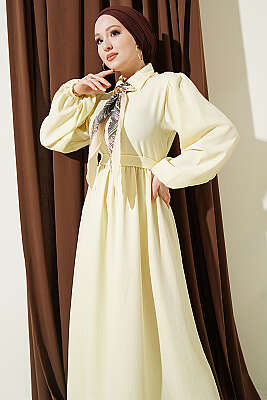 Önü Yarım Düğmeli Fularlı Elbise Sarı - Elbise