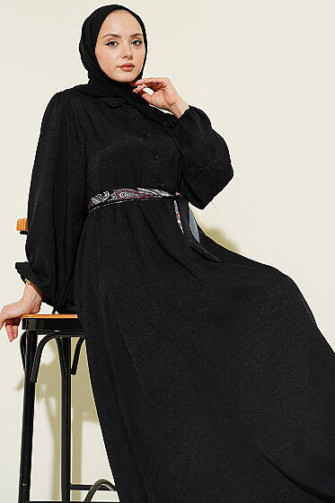 Önü Yarım Düğmeli Fularlı Elbise Siyah - Elbise