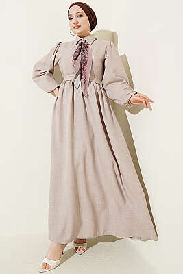 Önü Yarım Düğmeli Fularlı Elbise Vizon - Elbise