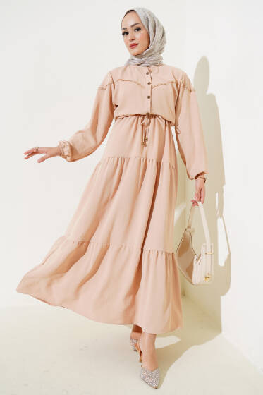 Önü Yarım Düğmeli Kat Kat Elbise Bej - Elbise