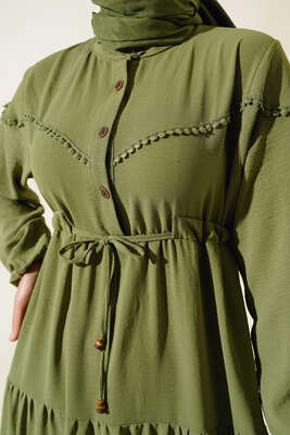 Önü Yarım Düğmeli Kat Kat Elbise Çağla Yeşili - Tesettür Elbise