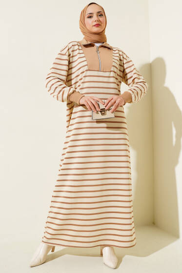 Önü Yarım Fermuarlı Çizgili Elbise Latte - Elbise