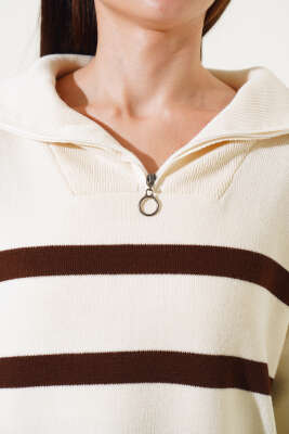 Önü Yarım Fermuarlı Çizgili Triko Kazak Kahve - Kadın Giyim Modelleri