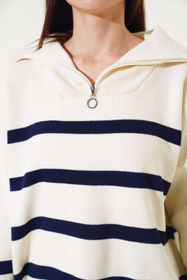 Önü Yarım Fermuarlı Çizgili Triko Kazak Lacivert - Kadın Giyim Modelleri