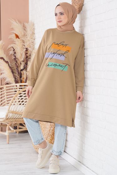 Önü Yazı Baskılı Renk Detaylı Latte Uzun Tunik - Uzun Tunik
