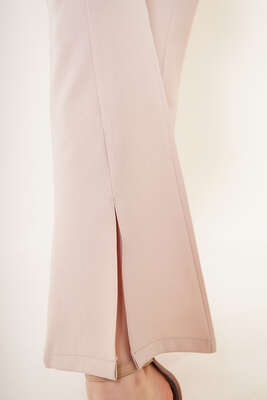 Önü Yırtmaçlı İspanyol Paça Pantolon Bej - Pantolon