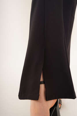 Önü Yırtmaçlı İspanyol Paça Pantolon Siyah - Pantolon