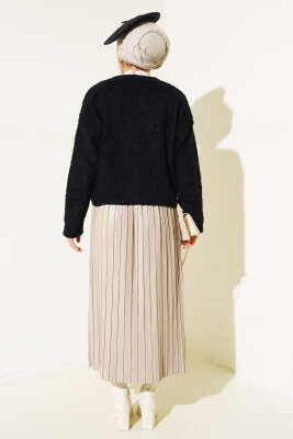 Örgü Düğmeli Kısa Hırka Siyah - Triko Hırka