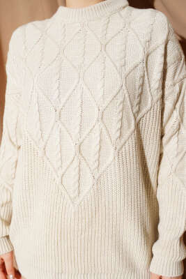 Örgü İşlemeli Triko Kazak Bej - Triko Kazak