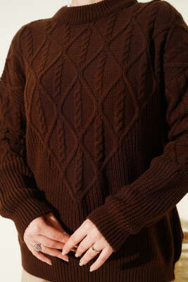 Örgü İşlemeli Triko Kazak Kahve - Triko Kazak