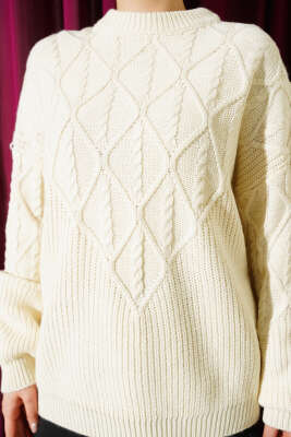 Örgü İşlemeli Triko Kazak Taş - Triko Kazak